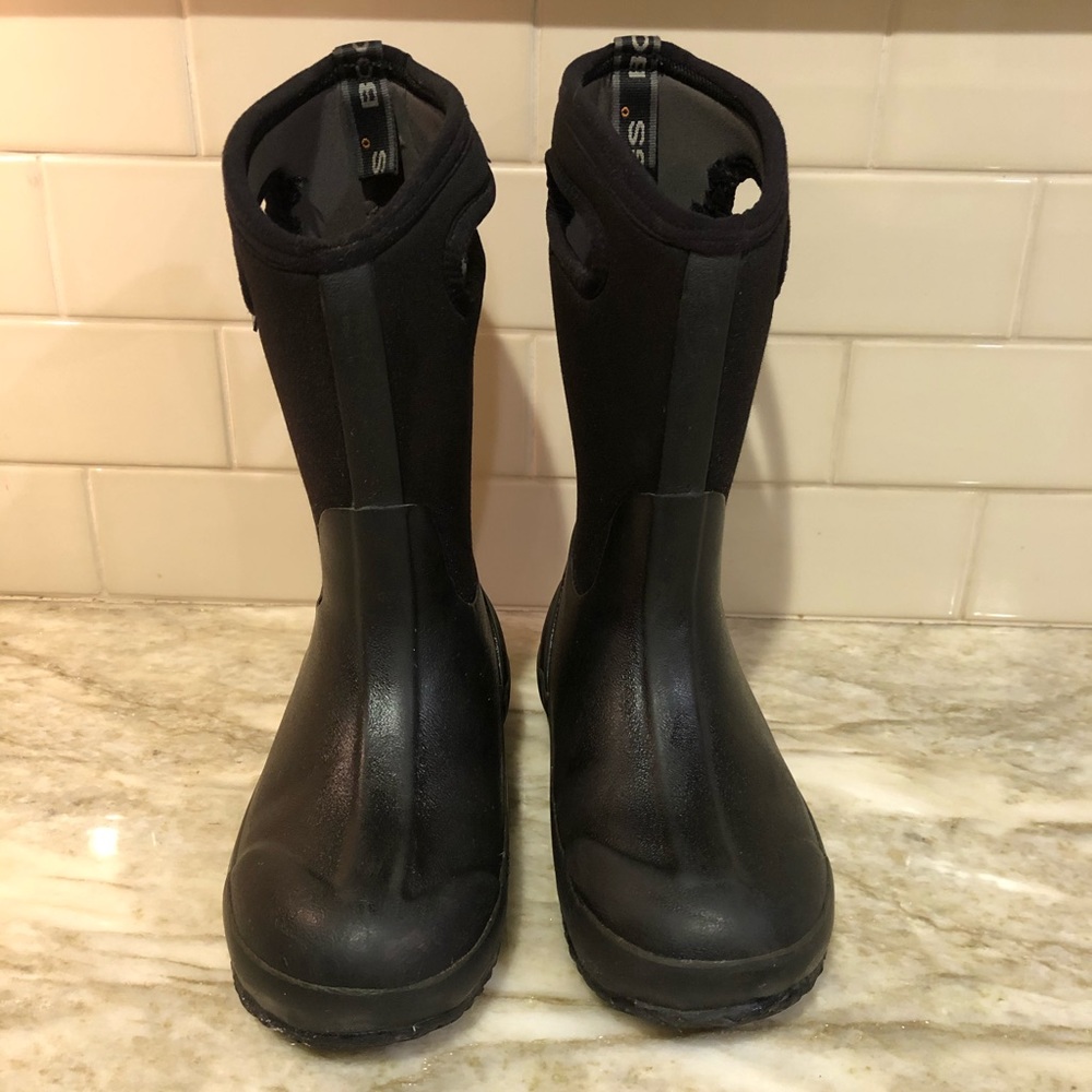 Bogs Kids Size 2